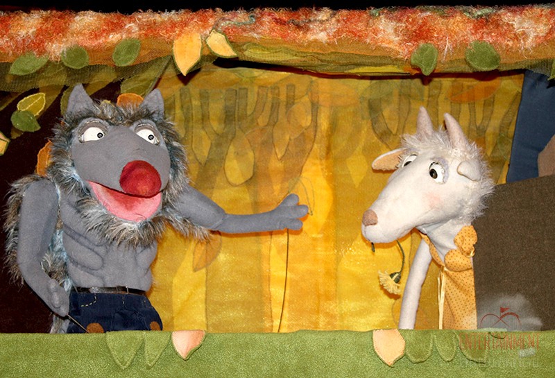 Кукольный спектакль "Волк и семеро козлят"